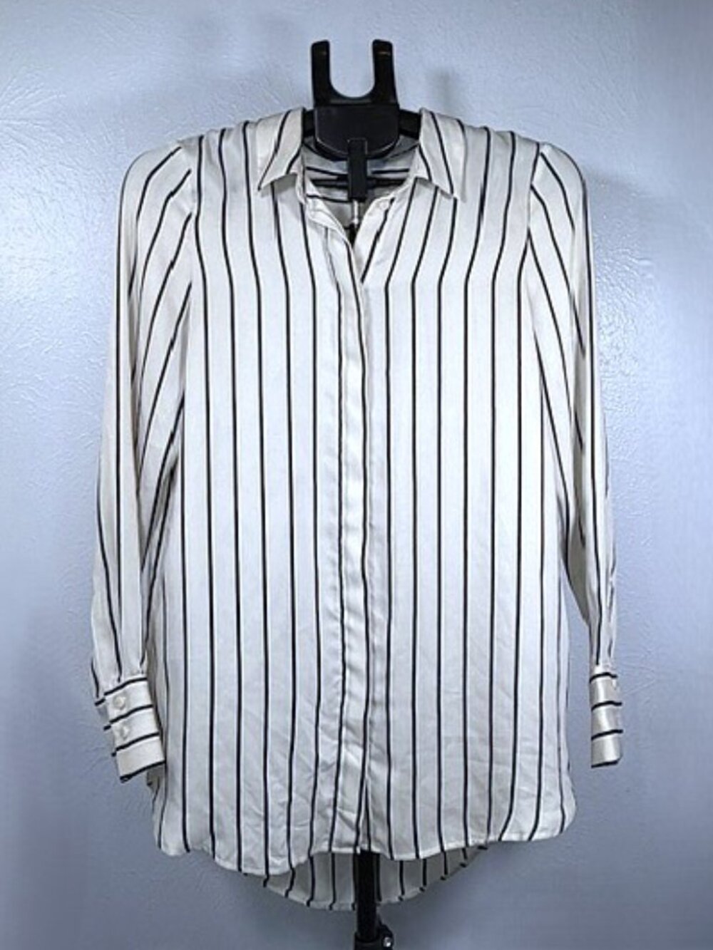 H&M - Picture 2 of 5